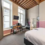 Hotel Karel De Stoute