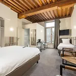 Hotel Karel De Stoute