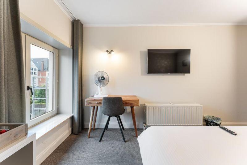 Hotel Karel De Stoute 2*
